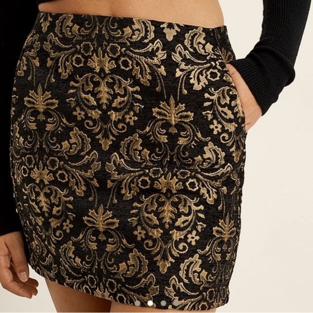 NWT UO Colin Jacquard Mini Skirt